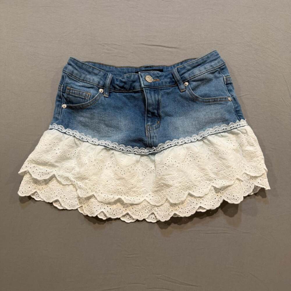 Madden NYC Denim and White Eyelet Lace Ruffled Tiered Mini Skirt XS